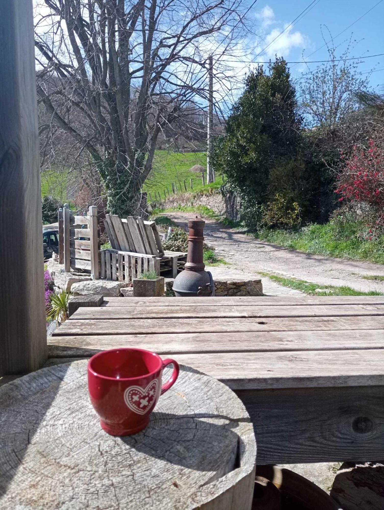 Gites Des Esselards Yzeron Cameră foto